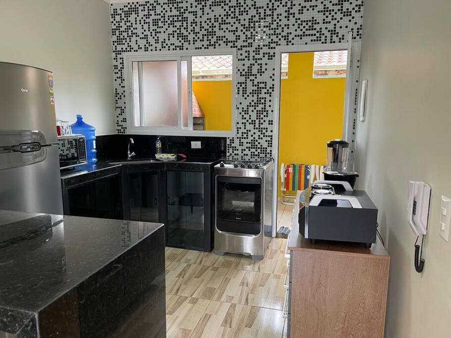 Casa Ar Condicionado Nos 2 Quartos. 卡拉瓜塔图巴 外观 照片